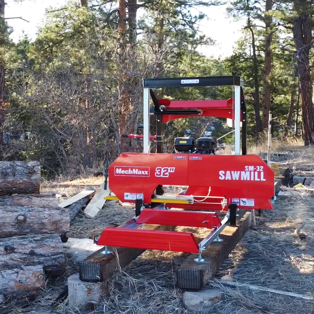 32" Portable Sawmill (5 x Blades Included), 420cc 13.4HP E-Start Gasoline Engine, 26.5" Board Width, 20' Track Length (13' Track Length + 6.4' Track Extension Included) , SM-32