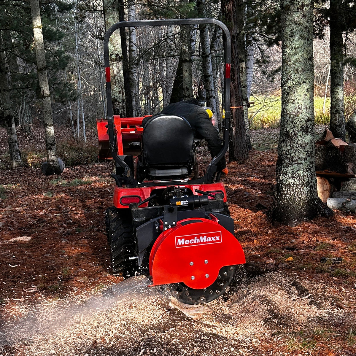 3-Point PTO Stump Grinder with 34 Carbide Teeth (PTO Shaft Included with Slip Clutch),  for 15-45HP Tractor,  SG24